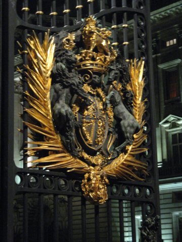 buckinghampalace.jpg